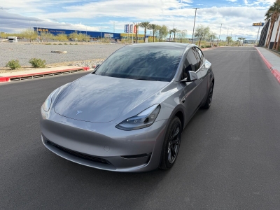 Tesla Model Y 2024 Quicksilver
